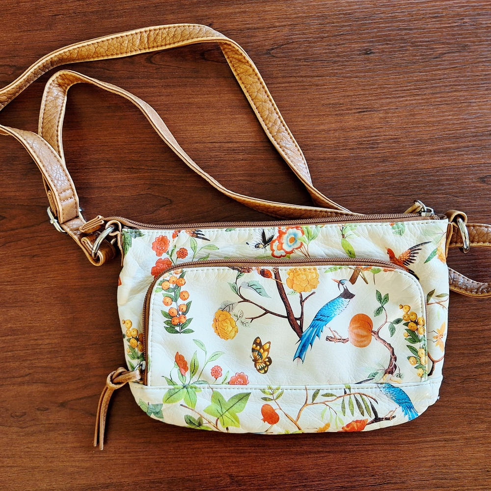 Cream and Tan Crossbody Bag with Nature-Inspired Design Of Birds And Botanicals